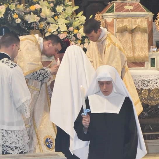 Investiture of the Holy Habit of the Sister Adorers of the Royal Heart of Jesus Christ Sovereign Priest  